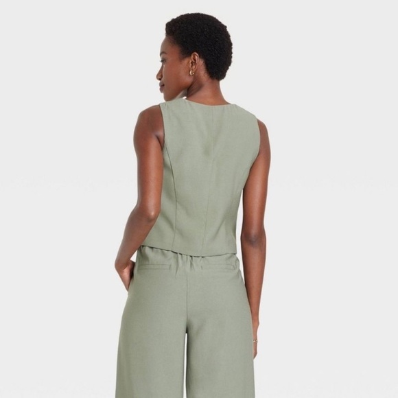 A new day olive tailored fit vest new 🆕 - Picture 2 of 4
